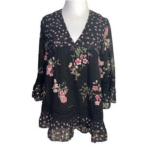 Anthropologie Maeve black cherry blossom 🌸 tiered top, beautiful! Size small